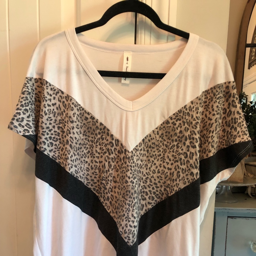 Soft and Stylish tee shirt